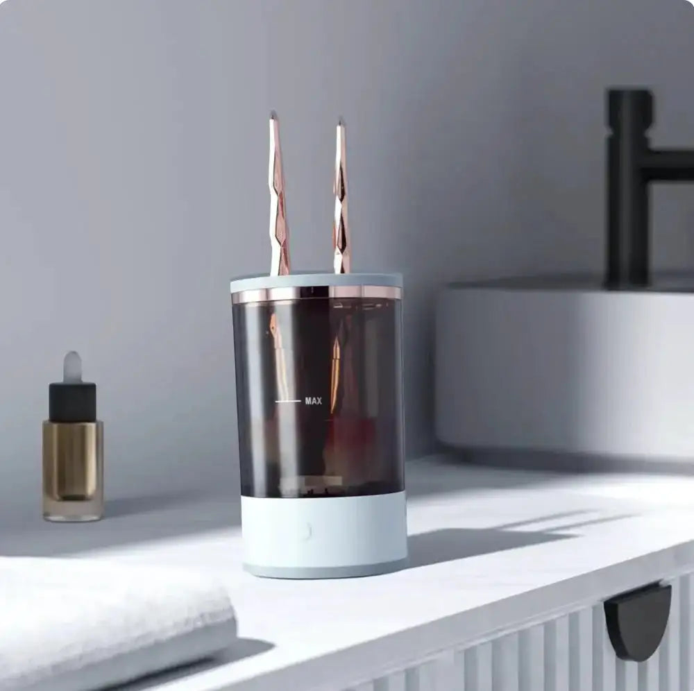 Pure Brush - Automatic Makeup Brush Cleaner